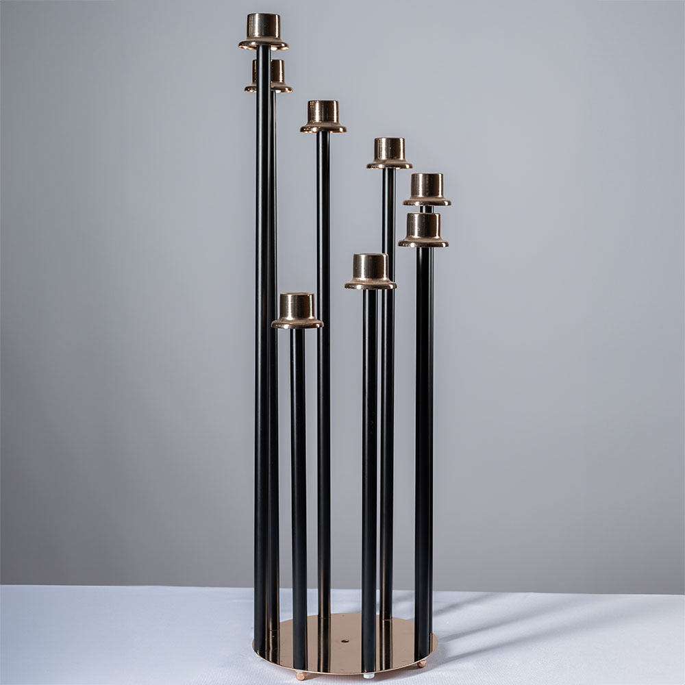Modern Black ir Gold — juoda su aukso detalėmis metalinė žvakidė